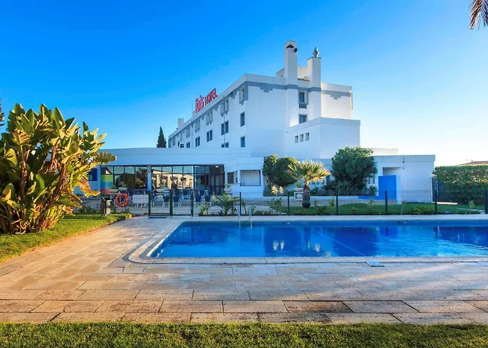 Albufeira Hotels near Faro Airport (FAO)